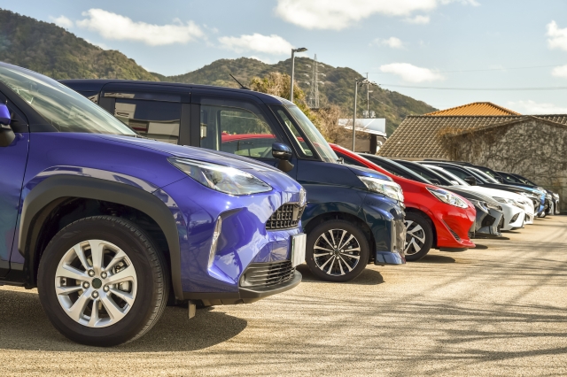 「自動車販売店のWeb集客！売上を伸ばすホームページ運用のコツを紹介」のアイキャッチ画像